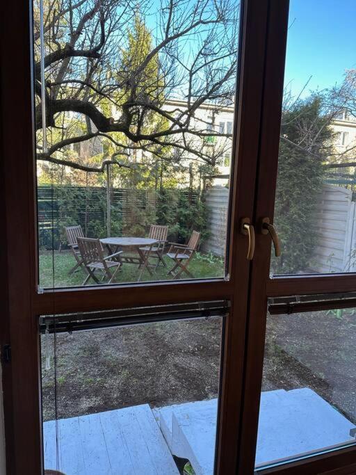 Stary Mokotow, Z Ogrodkiem Apartment Varşovia Exterior foto