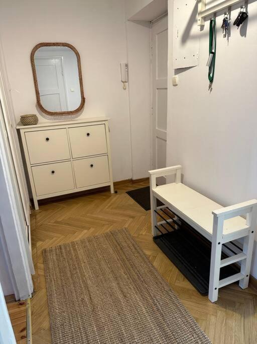 Stary Mokotow, Z Ogrodkiem Apartment Varşovia Exterior foto