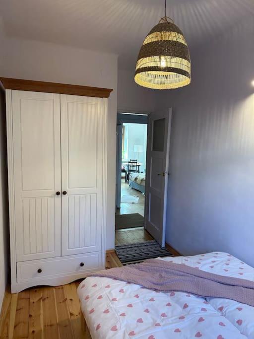 Stary Mokotow, Z Ogrodkiem Apartment Varşovia Exterior foto
