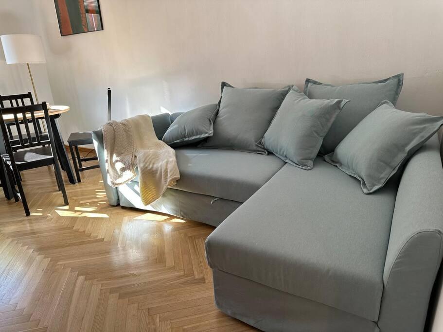 Stary Mokotow, Z Ogrodkiem Apartment Varşovia Exterior foto