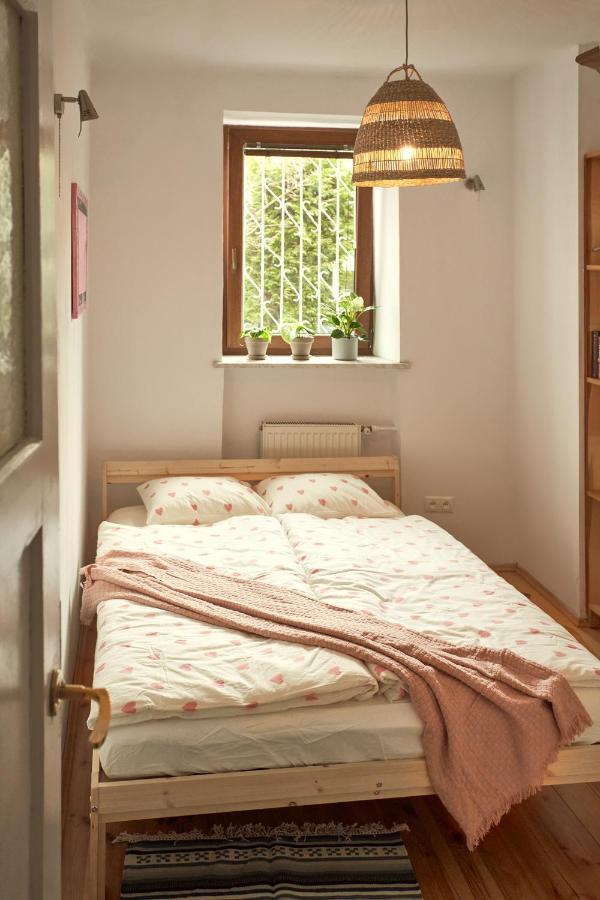 Stary Mokotow, Z Ogrodkiem Apartment Varşovia Exterior foto