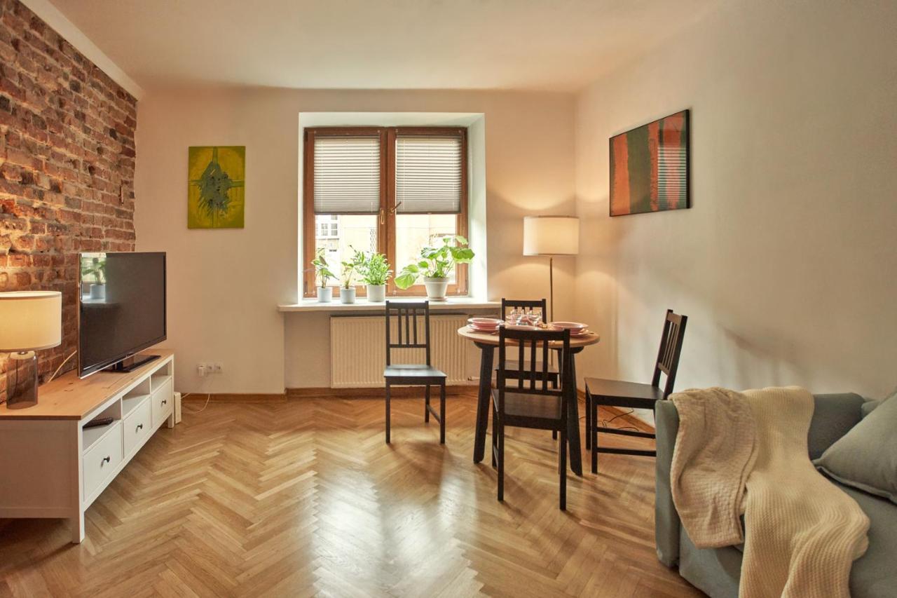 Stary Mokotow, Z Ogrodkiem Apartment Varşovia Exterior foto